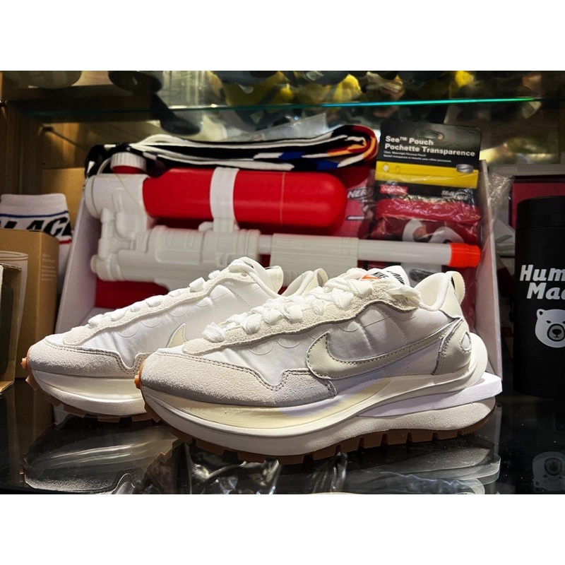 【EST】NIKE VAPORWAFFLE SACAI SAIL GUM 奶油白 DD1875-100