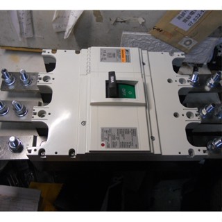 二手 日本 富士電機 BW630RAG 無熔絲斷路器 3P 500A 100KA (D1)