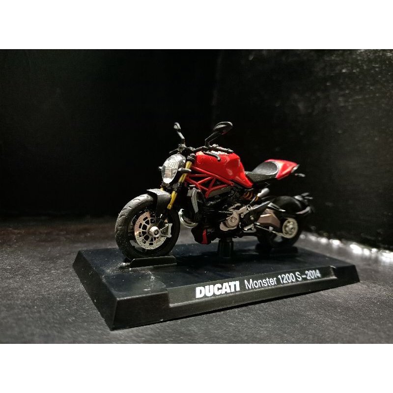 Ducati 1/24 monster 1200s 2014 杜卡迪 7-11 重機模型