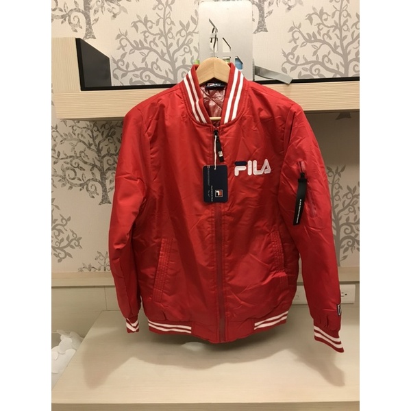 FILA 紅色飛行夾克，棒球外套，男女合適，防寒鋪棉內裡，防風潮流外套，大學生外套