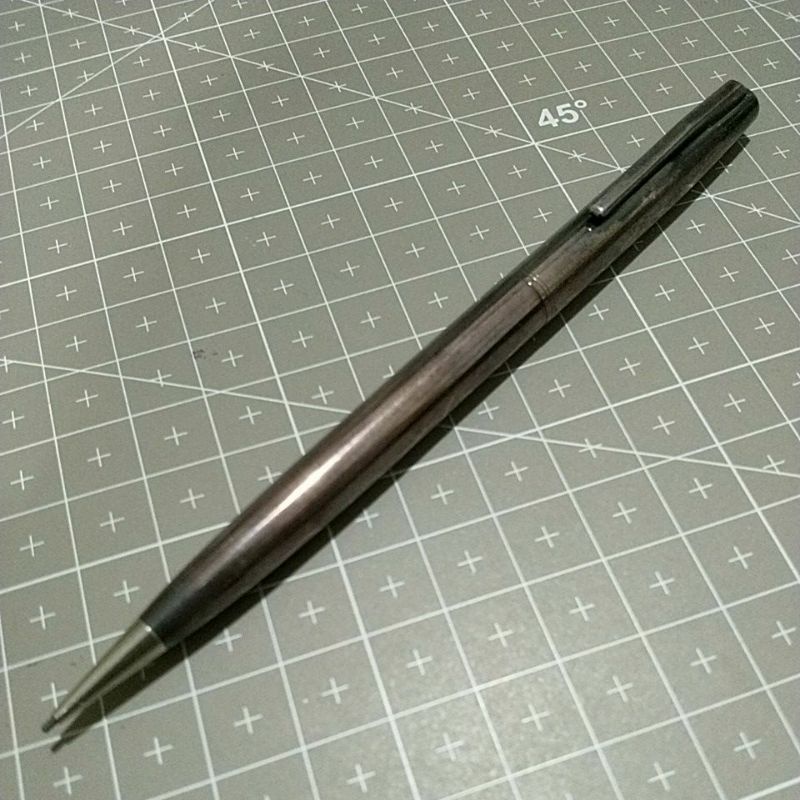 二手 故障品 日本製 紐曼 NEWMAN 純銀旋轉出芯自動鉛筆 0.9mm