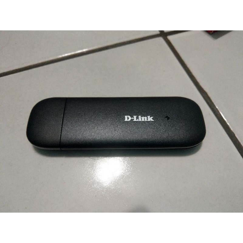友訊 D-Link DWM-222 4G LTE SIM卡 行動網路 4G分享器 ac雙頻 USB無線網卡