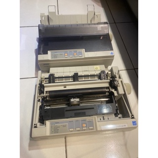 EPSON LQ 300+ll 點陣式印表機 印表機