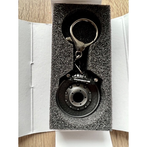PORSCHE德國製造原廠貨~ 黑色煞車碟盤卡鉗鑰匙圈