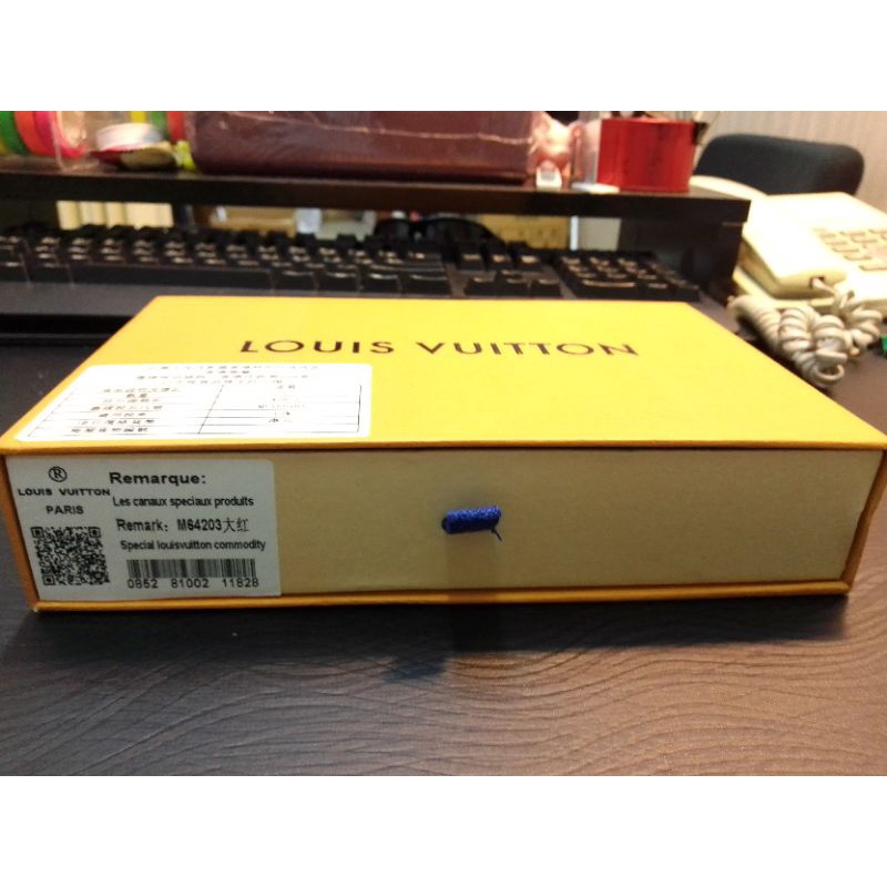 LV路易威登原廠皮夾紙盒 ，禮品盒，紙盒