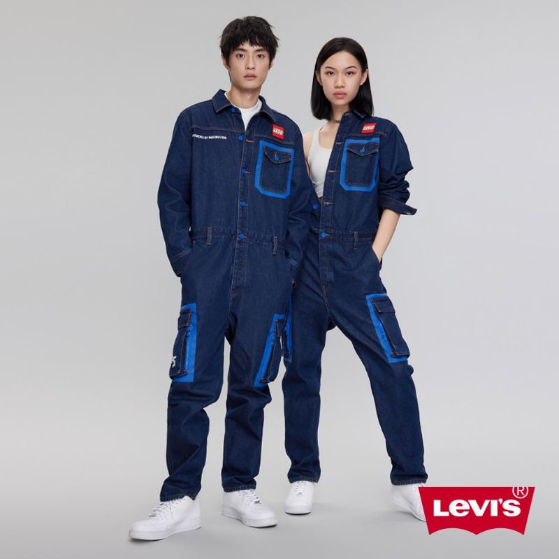 Levis X LEGO限量聯名 男女同款 復古牛仔連身工作衣 / 樂高豆豆樂標牌 M號