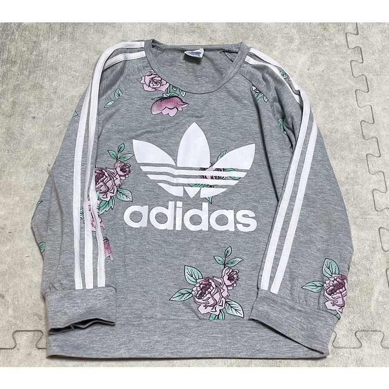 類 adidas 15號上衣 約 120公分 長袖