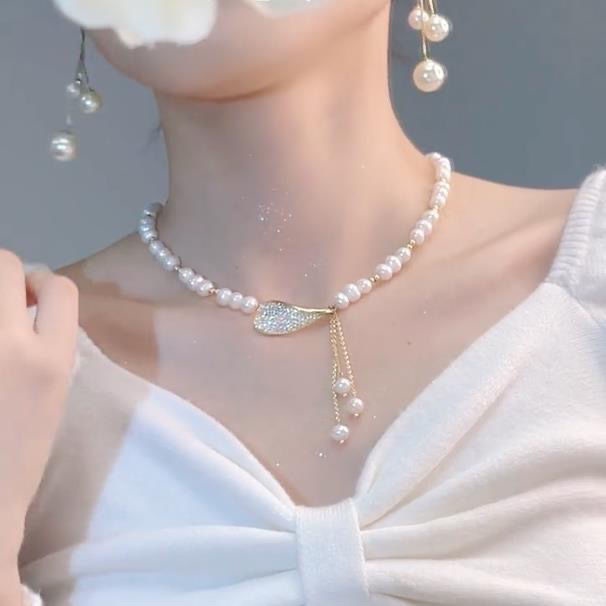 一葉傾城 天然淡水珍珠項鍊 輕奢時尚設計吊墜 女生氣質項墜 配飾