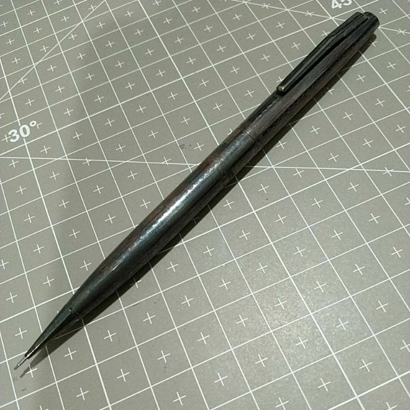 二手 八成新 日本製 紐曼 NEWMAN 純銀旋轉出芯自動鉛筆 0.5mm