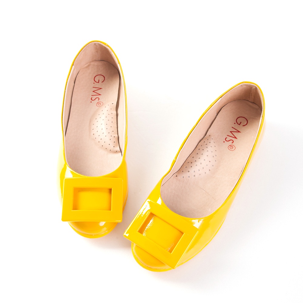 G.Ms. 烤漆方釦牛漆皮微坡跟平底鞋-黃色39碼