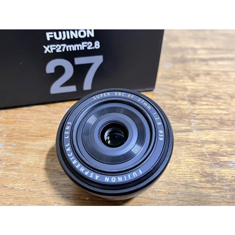 富士Fujifilm XF 27mm F2.8一代黑色餅乾鏡