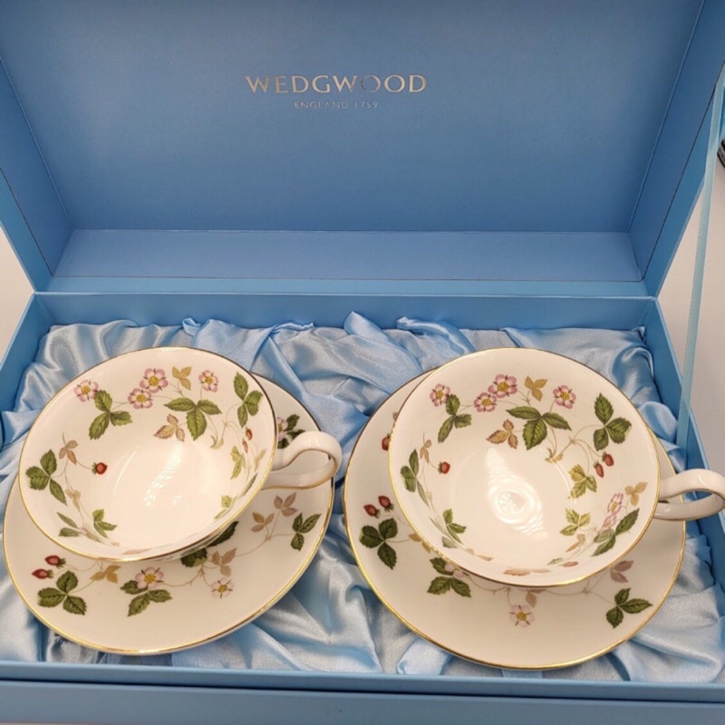 Wedgwood 野草莓 花茶對杯 禮盒