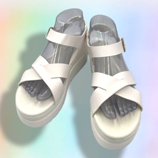 MIT台灣製時尚簡約一字交叉寬帶厚底涼鞋白色【#0063】