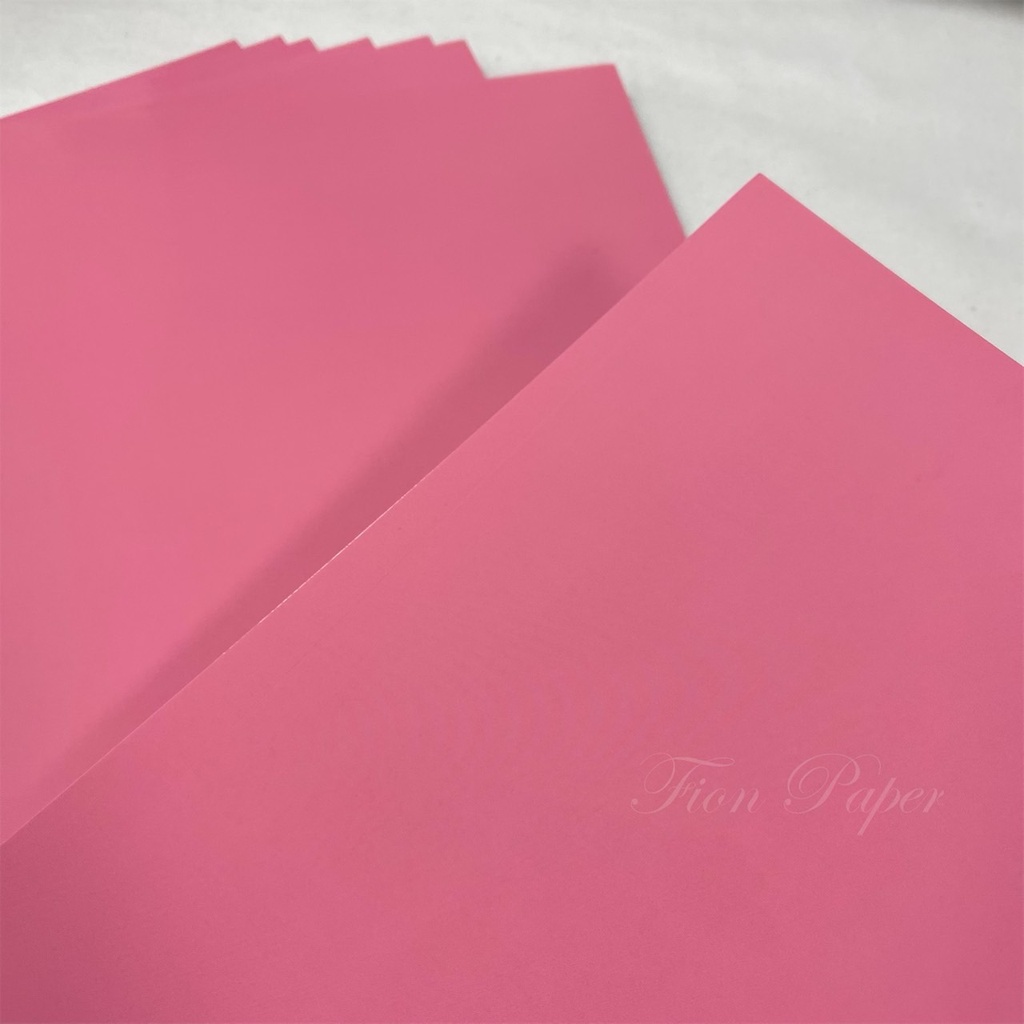 Fion｜桃粉色-亮膜卡紙370磅-厚0.5mm-單面色卡-手作/烘培/食品級蛋糕托盤/底/紙盤/素材紙/手做/白板卡