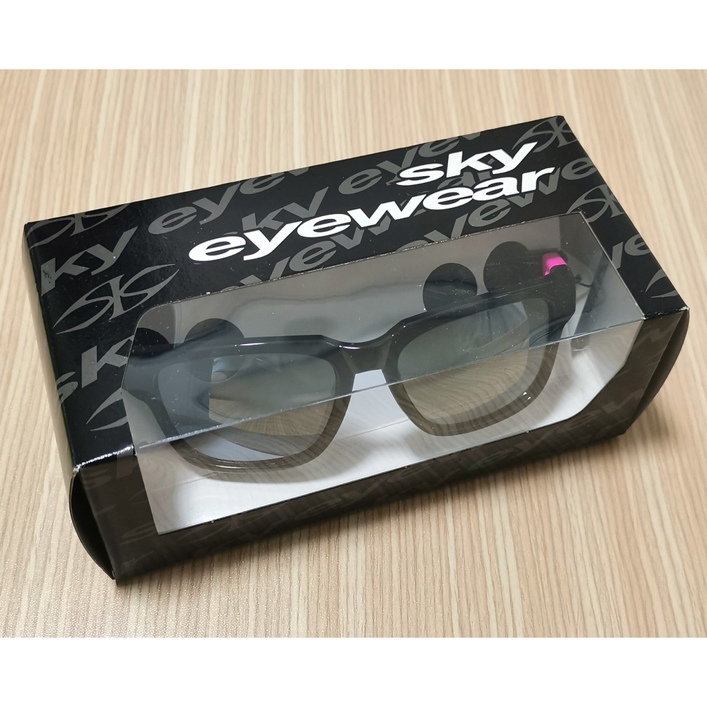 全新 sky eyewear 太陽眼鏡 墨鏡 UV 100% 運動眼鏡 粗框 台灣製 附防塵袋