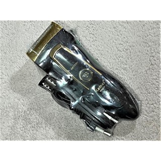 臺灣現貨出貨 科美 KEMEI KM858 乾濕兩用 電動刮鬍刀 往複式剃須刀 無盒裸裝福利品