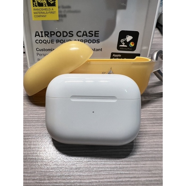 售女用AirPods pro 一代「二手」‼️