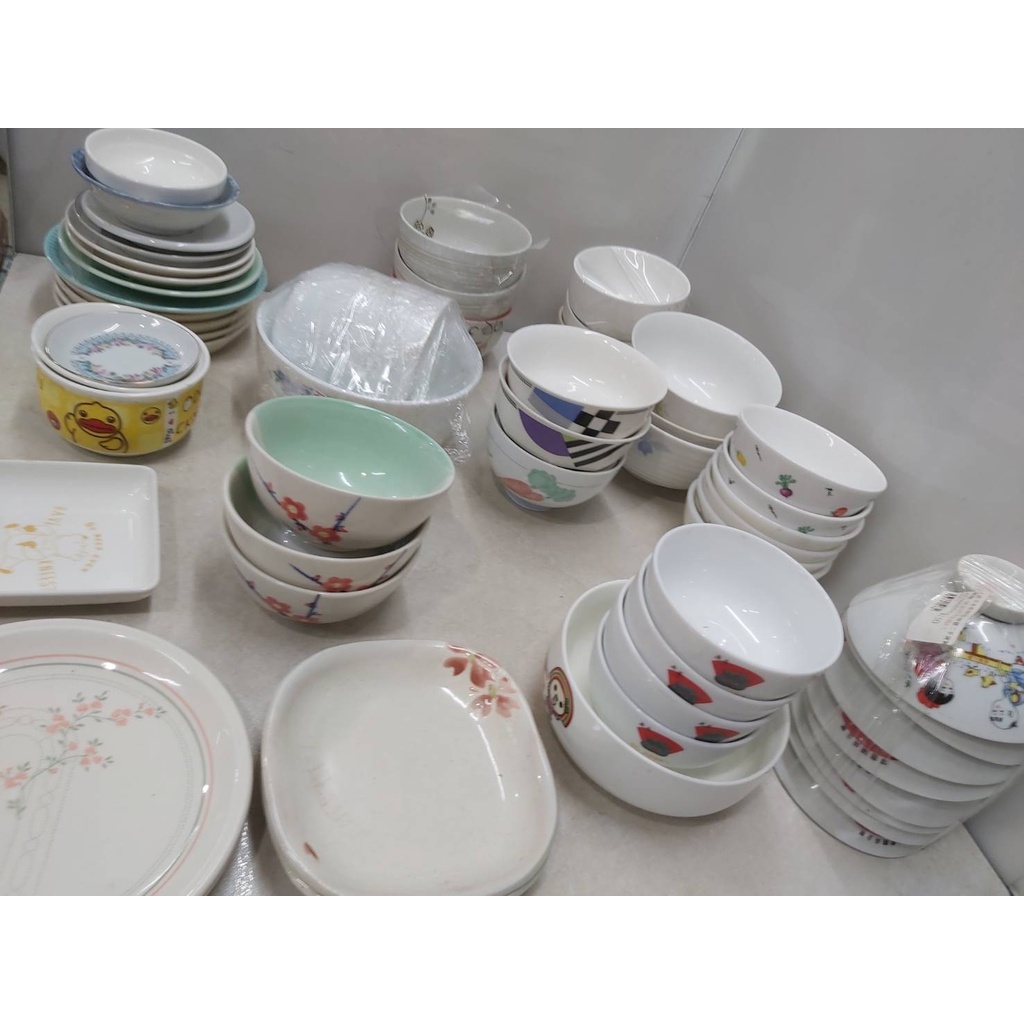 日本kt陶瓷飯碗碗盤4入 陶瓷品牌飯碗陶瓷碗 	65100090541
