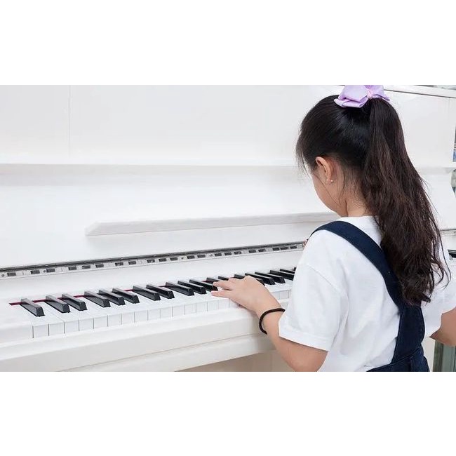 RITA老師 中古鋼琴估價中心 0958633553 只高價收YAMAHA二手鋼琴  孩子喜歡中古鋼琴在我看來，是決定一