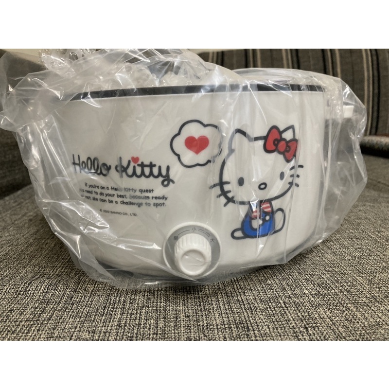 Hello Kitty 全新多功能料理鍋（白色款）只需830元