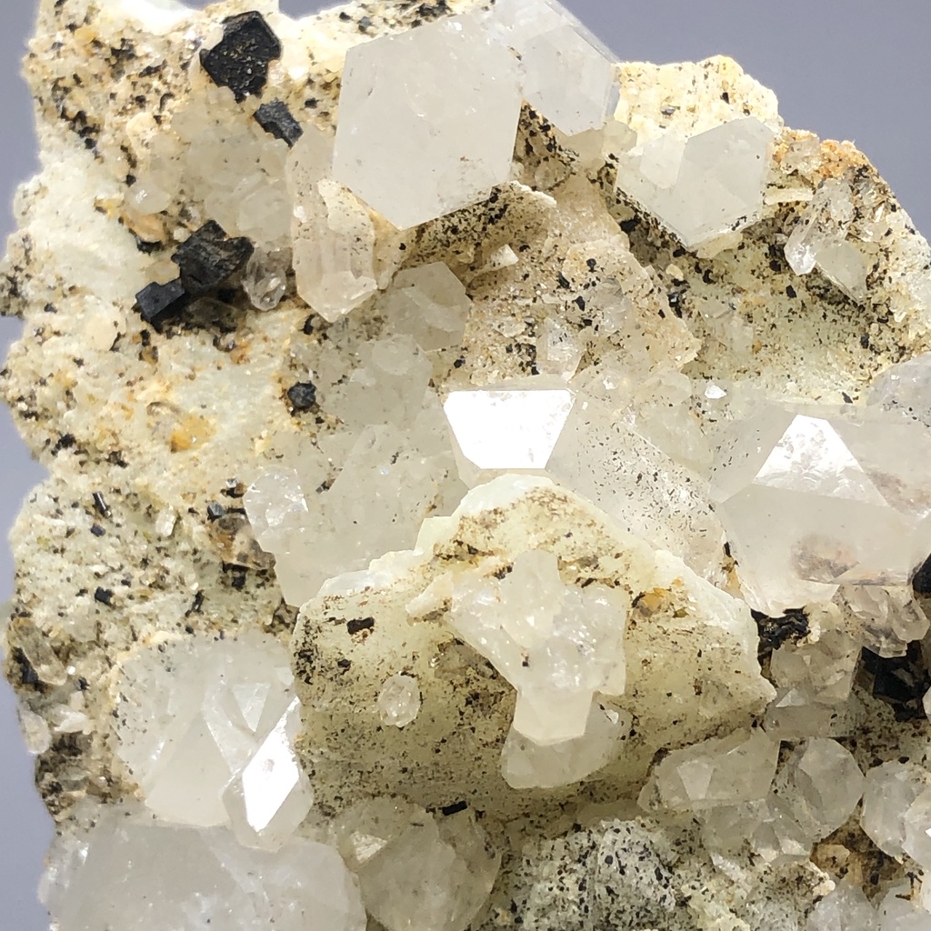 《憶寶珍藏》YP17 天然原礦 雲南 葡萄石與水晶共生 原礦 礦物 標本 礦標 礦石 原石 天然水晶 晶礦