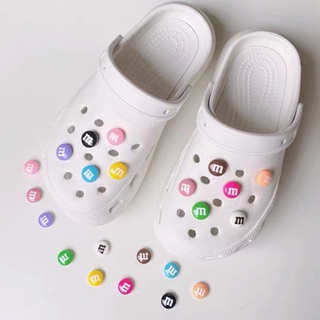 [迷人的裝飾]彩色M豆系列（藍色/紅色/綠色/粉色）Crocs Jibbitz首飾配件材料洞洞鞋配飾花園鞋花可愛鞋釦