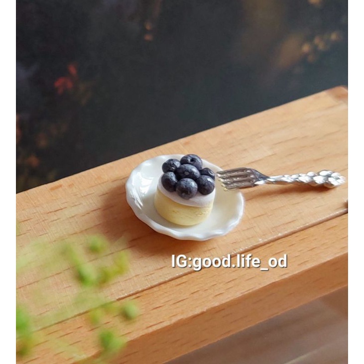 小歐的雜貨店 藍莓塔 童趣 可愛 擬真食物 袖珍 手作食玩 療癒小物 黏土 甜點