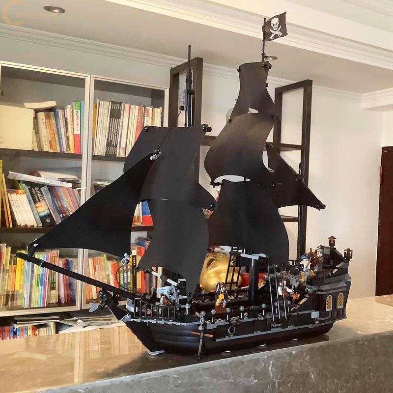 ✐☂（） 兼容樂高 黑珍珠號加勒比海盜船模型拼裝玩具 帆船積木 男孩兒童禮物 積木玩具 兒童積木 桌面擺件 兒童玩具