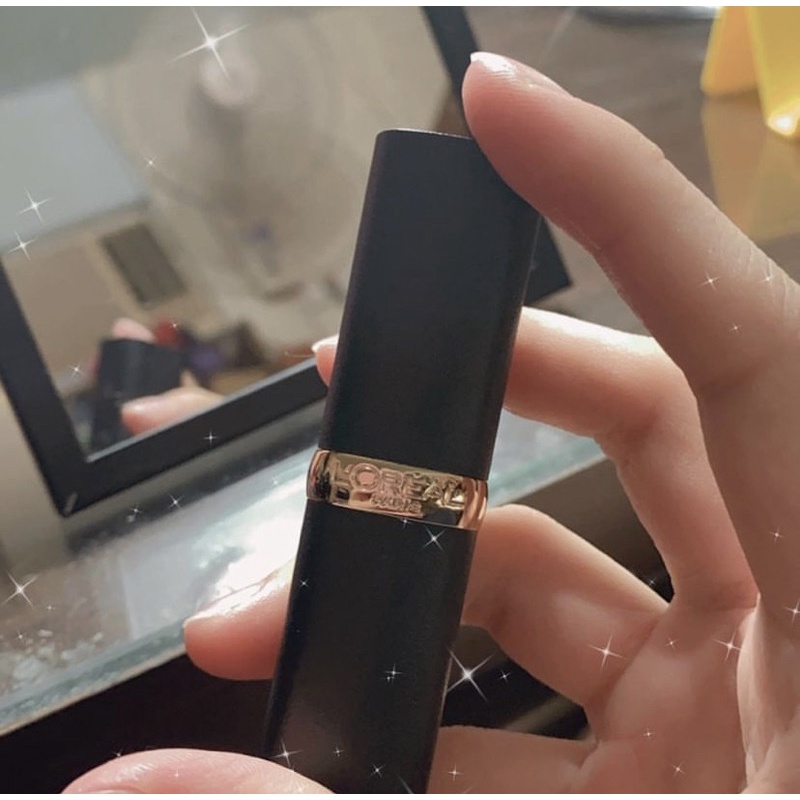 巴黎萊雅純色訂製220號口紅唇膏💄（要詳細影片請私訊）