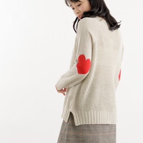O-LIWAY 台灣製(MIT) 輕柔毛海～袖子愛心紋針織毛衣