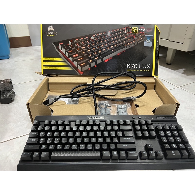 Corsair 賊船 k70 LUX  紅光 青軸 機械式鍵盤