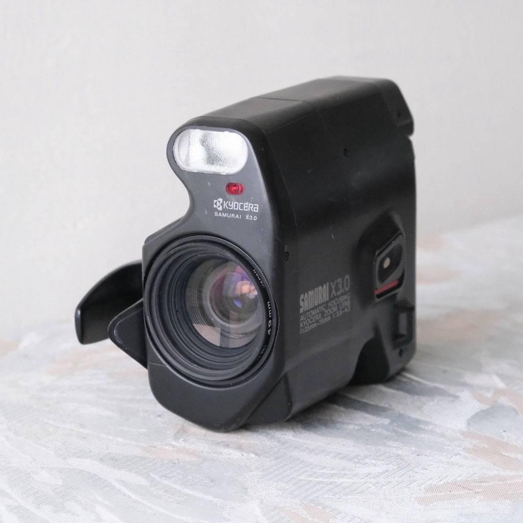 京瓷武士Yashica(KYOCERA) Samurai X3.0 自動半格底片相機(SLR系統 