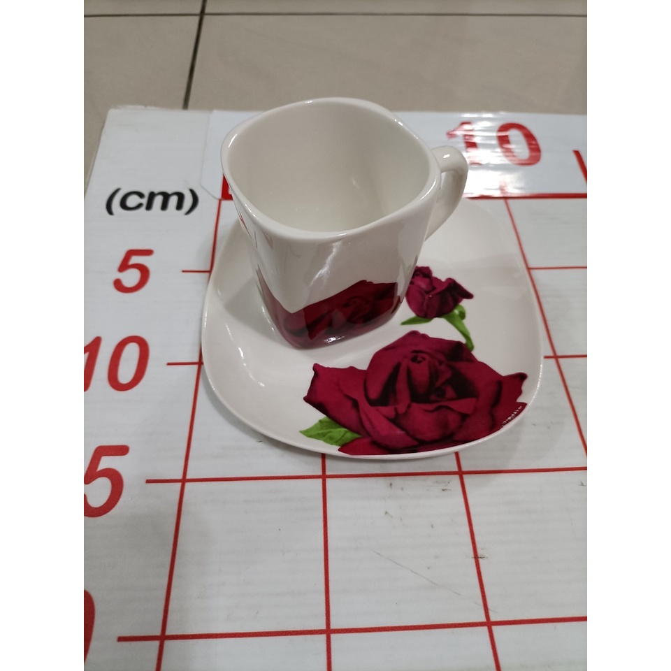 【二手衣櫃】皇瓷 玫瑰咖啡杯組 1杯1盤 下午茶杯組 高級 皇瓷 瓷器咖啡杯(杯+盤) 馬克杯 陶瓷杯 1111126