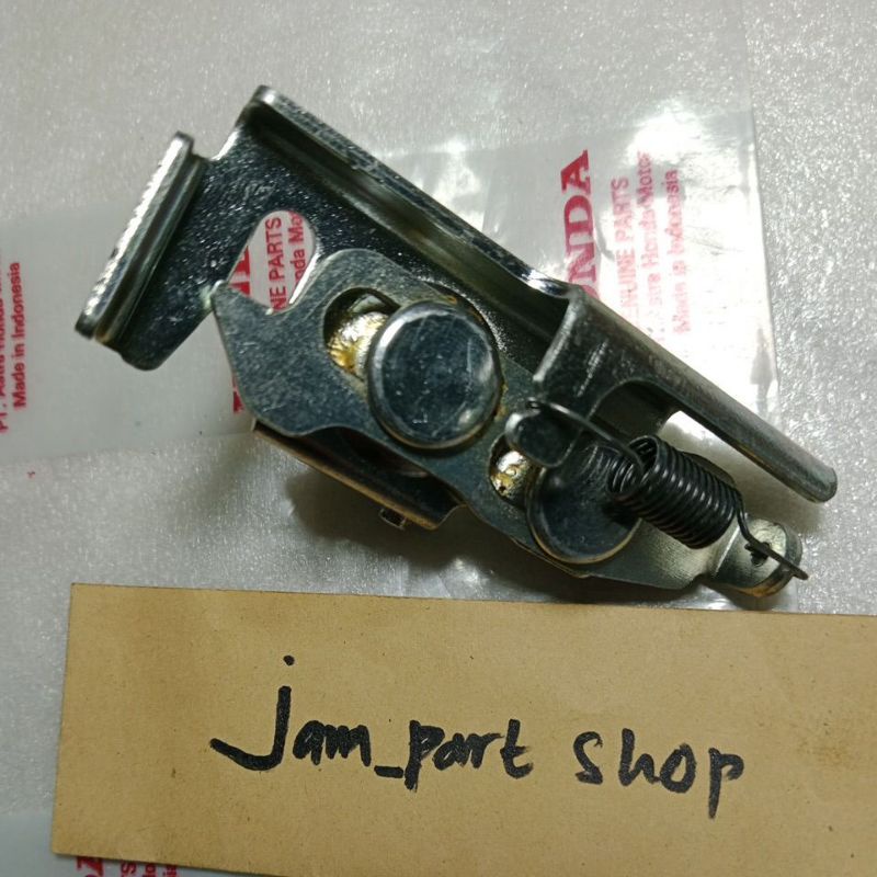 HONDA 本田 CBR 150 R 全新原裝座椅鎖鉸鏈