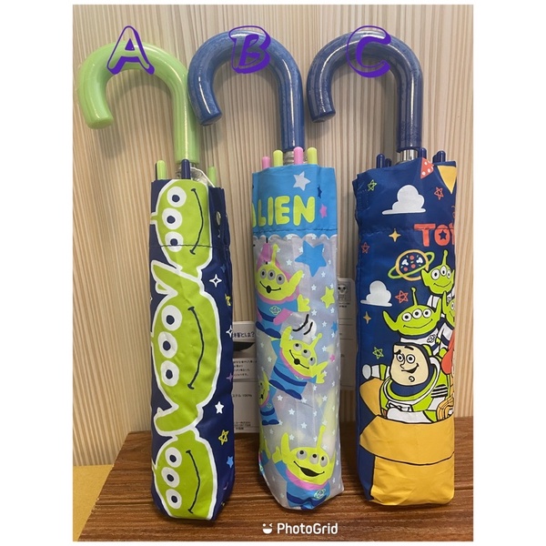 小藍代購 日本 迪士尼disney 玩具總動員 三眼怪 Alien 巴斯光年 胡迪 折傘 折疊傘 雨傘 彎把傘
