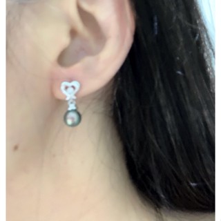 😍超美💎蘇菲亞珠寶 💎彩紫色光暈💎珍珠皇后💎天然黑珠耳環（針式）💎純14K白金💎有保單