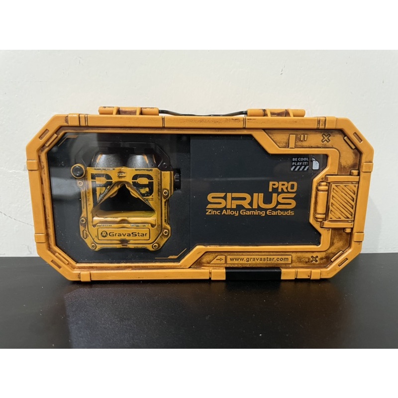 Gravastar SIRIUS PRO 無線耳機 (戰損塗裝-黃)｜科幻機械外型 x 圈鐵雙單體 （二手）