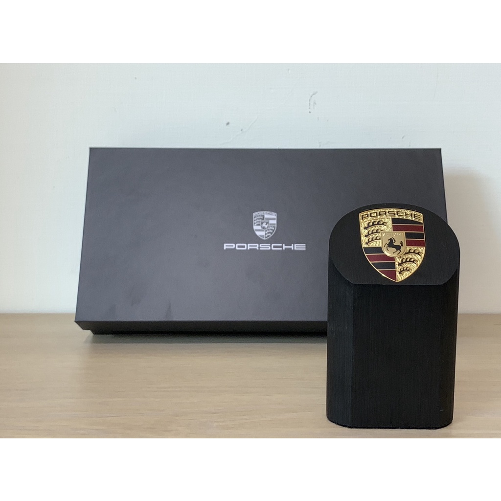 PORSCHE 保時捷 經典LOGO柱體金屬汰黑紙鎮 精品 裝飾 收藏