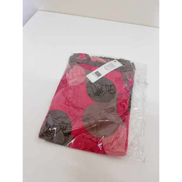 EasyShop奧黛莉-夏季涼感柔軟彈性親膚睡衣套裝（細肩上衣+短褲）-全新