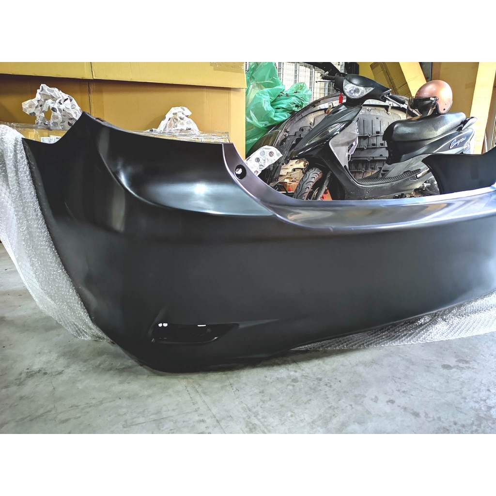 SUGO汽車精品 豐田 COROLLA  ALTIS 10.5代 專用原廠款式 副廠件 後保桿素材