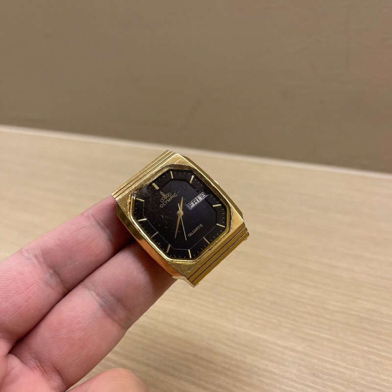 零件 Olympic 早期老錶 古董錶 男錶 手錶 石英錶 金色 黑色 方形 復古 Vintage 古著 不銹鋼 日曆錶