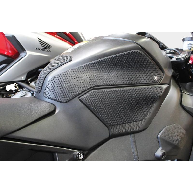 【93 MOTO】 Techspec Honda CBR1000RR 17-19年 專用款 防刮止滑 油箱貼 油箱側貼
