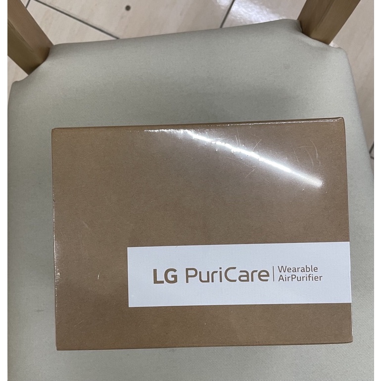 2021新款LG 樂金PuriCare 口罩型空氣清淨機 質感白 AP551AWFA