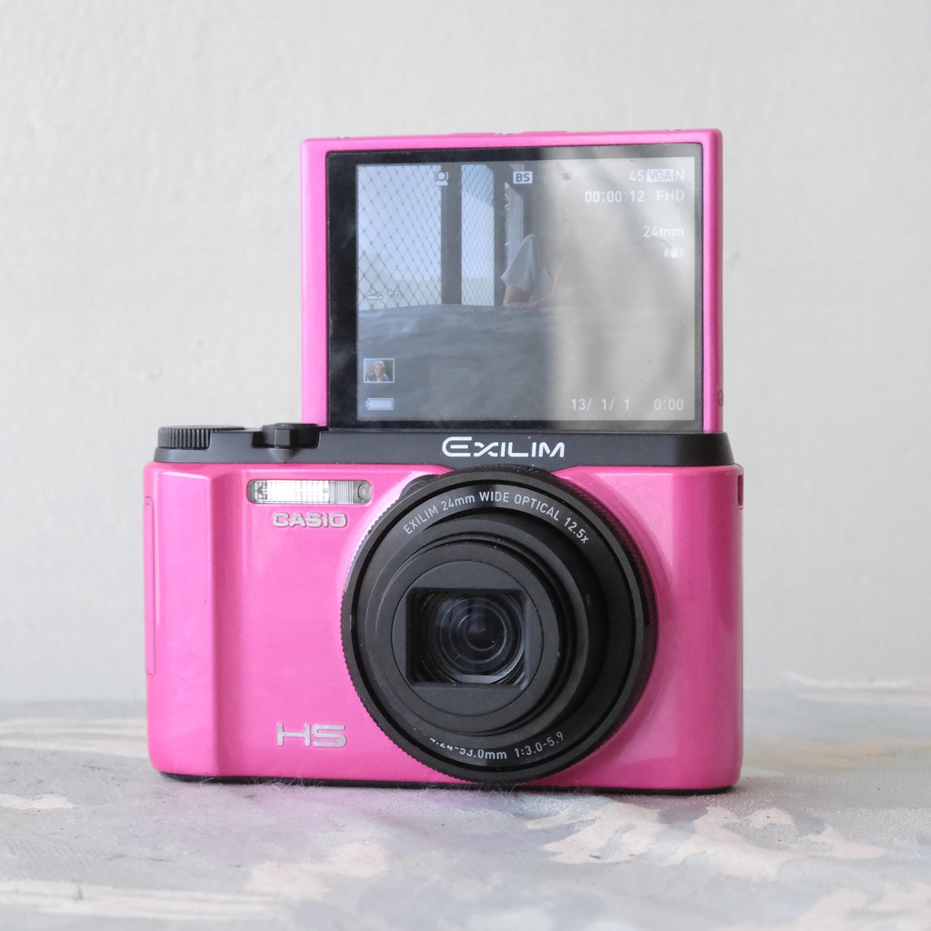 Casio Exilim ZoomZR1100 早期 CMOS 數位相機 (可翻轉螢幕)