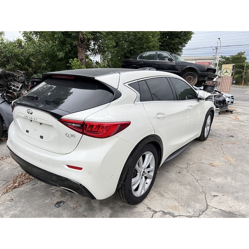 『佳興汽車』Infinity Q30 零件車 殺肉車 拆車件 零件 拆賣 中古零件 二手零件