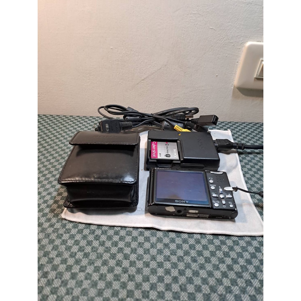 Sony  DSC-T9 Cybershot 數位相機 2G記憶卡兩張 腳架