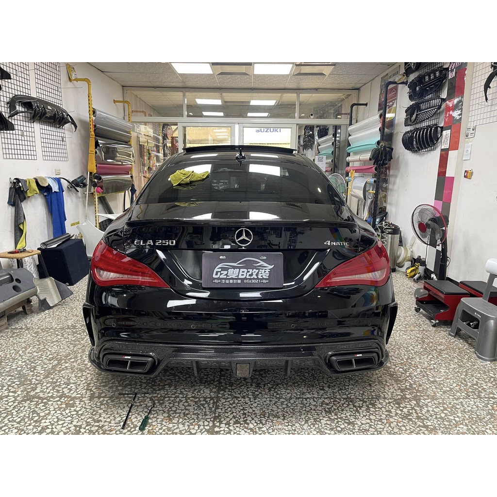 《GZ雙Ｂ改裝》賓士 BENZ BMW 空力套件 W117 Cla250碳纖維cmst後下巴 搭配 Ak碳纖維連體尾飾管