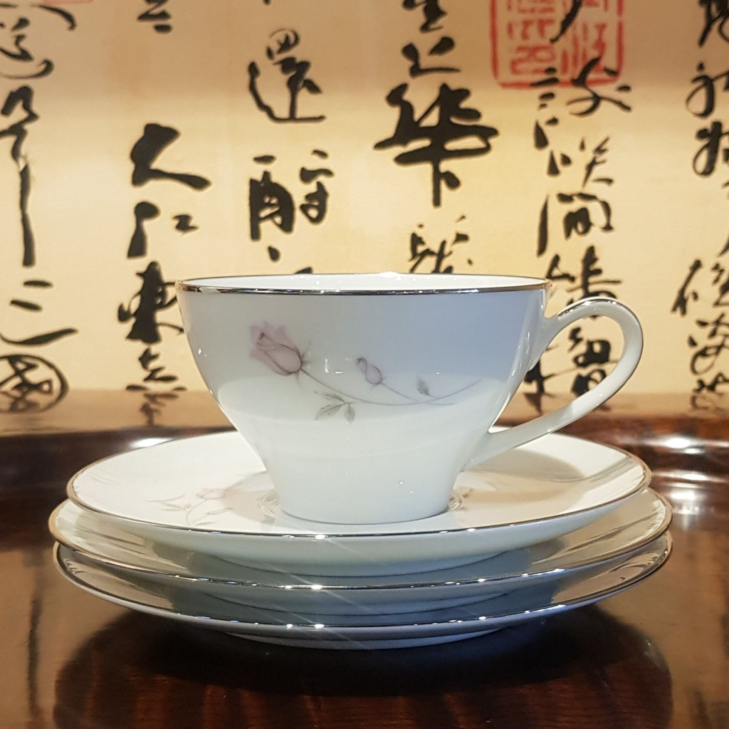 日本Noritake 6311 PASADENA素雅玫瑰骨瓷杯盤組(含一組杯盤及兩個點心盤) 骨瓷茶具 骨瓷杯 午茶組