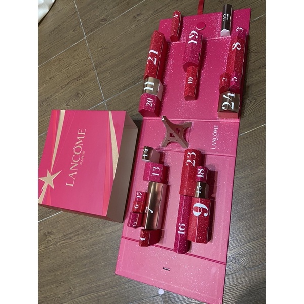 Lancôme🎄2022限量聖誕倒數禮盒🎄🎉~（現貨）降價囉☃️手殘多買一組，自售便宜賣，可善用聊聊