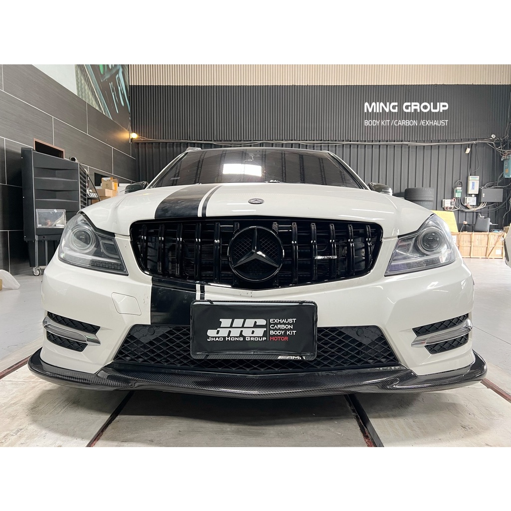 【MING GROUP國際】BENZ W204 C250 C300 AMG 碳纖維 GH款 前下巴